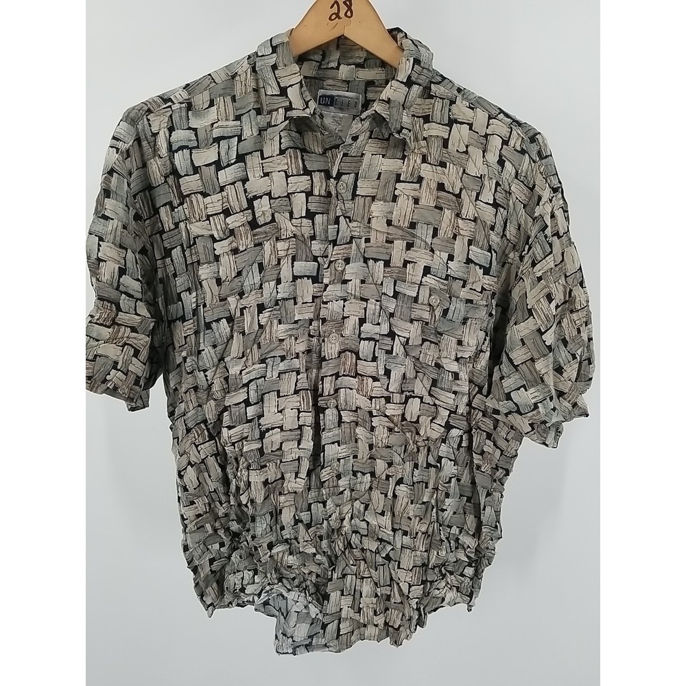 Untied Shirt Mens Large Short Sleeve Button Up Hawaiian Rayon - Picture 3 of 6